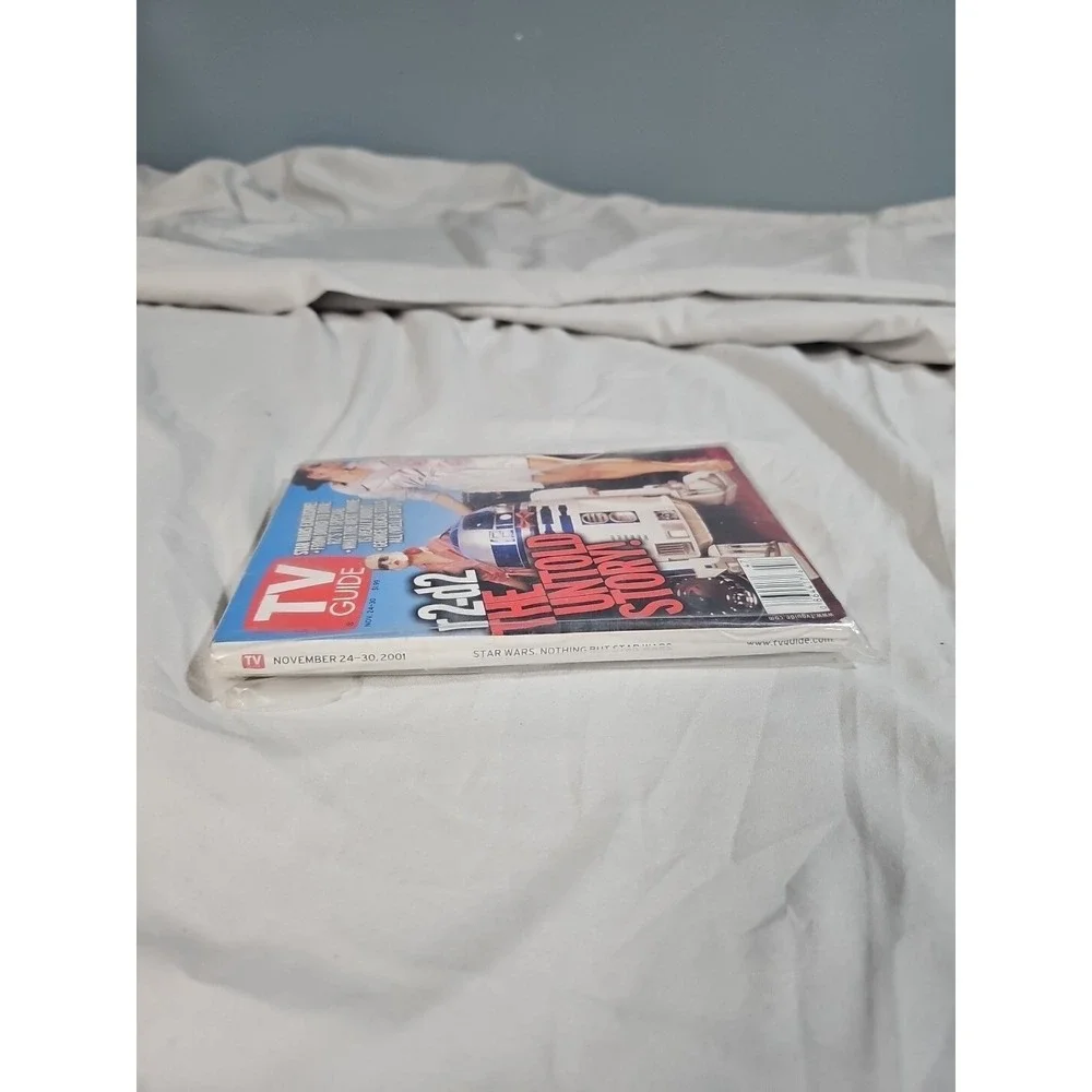 TV Guide Nov 24 2001‎ - Star Wars' R2D2, The Untold Story - Orlando ed